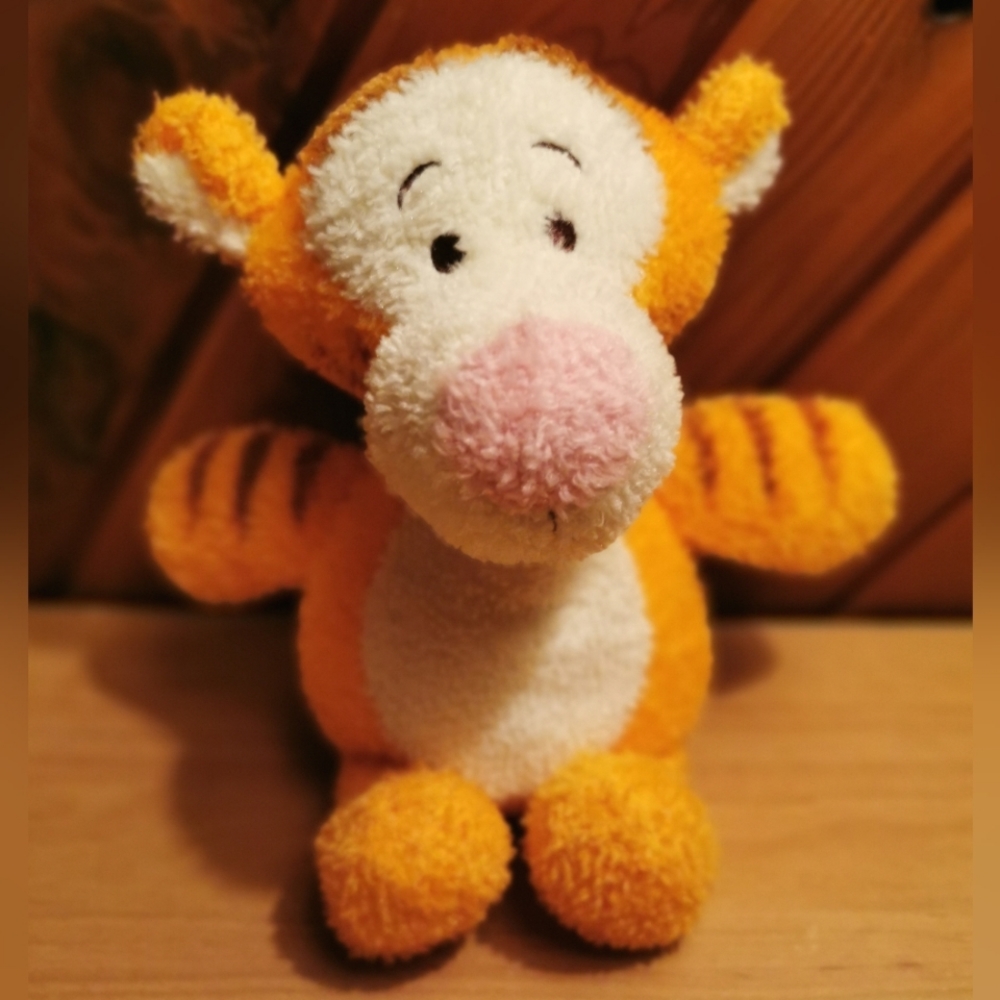 Disney's "Tigger" Fuzzy Plush